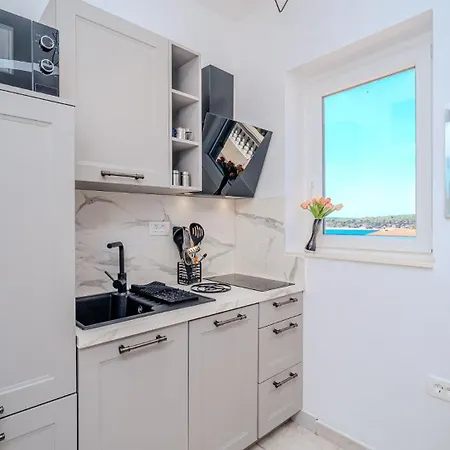 Appartement Rs 2 Rab By Guide *